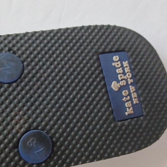 Kate Spade flip flops blue straps with rainbow size 7-8 M - Picture 4 of 4